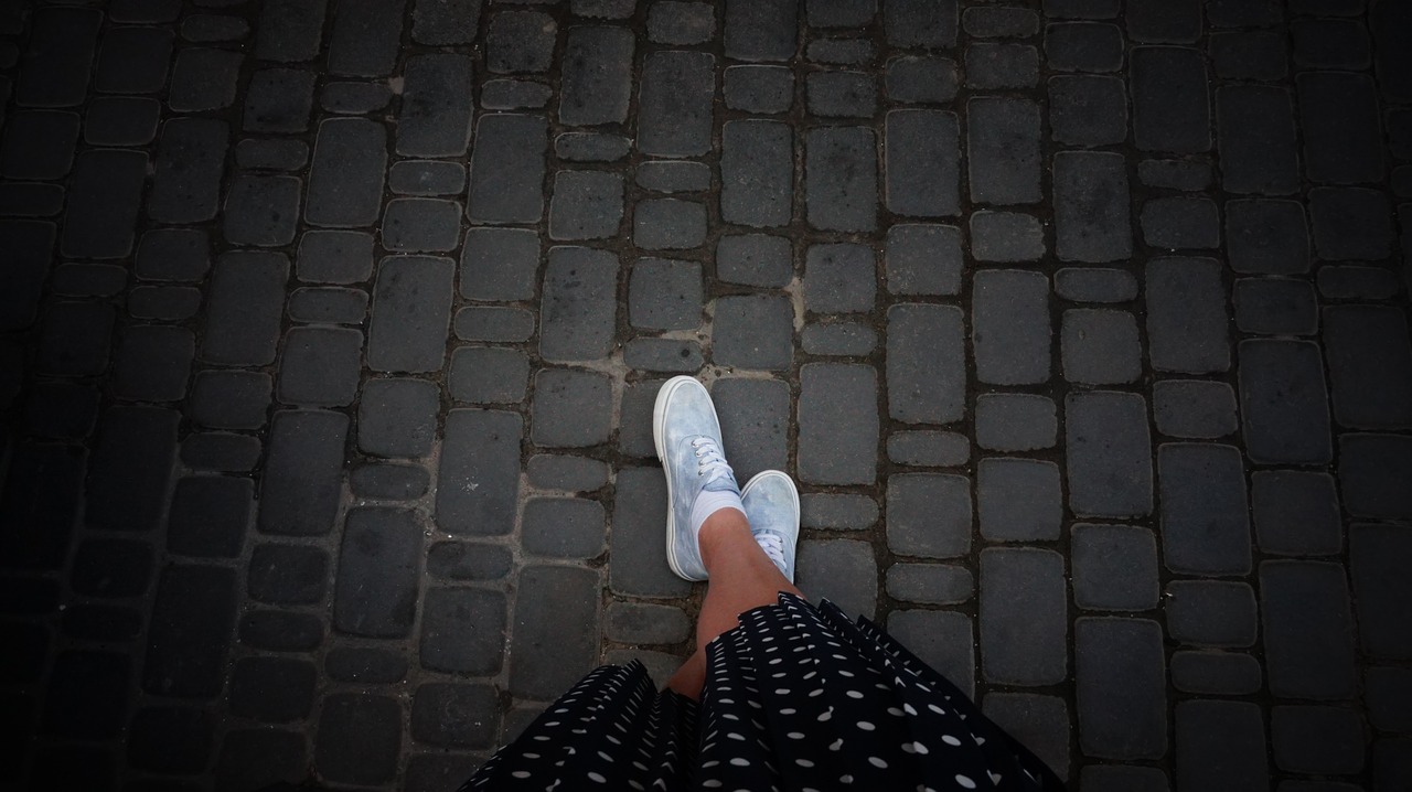Image - legs girl martins