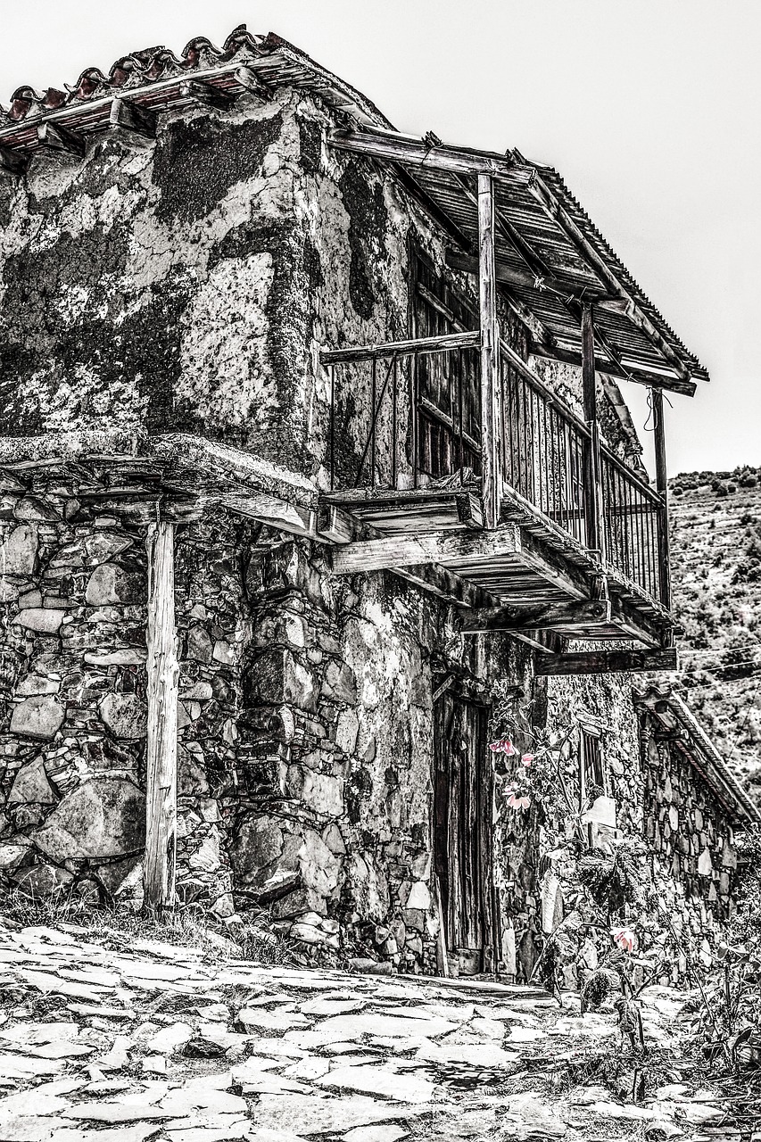 Image - cyprus fikardou village house old