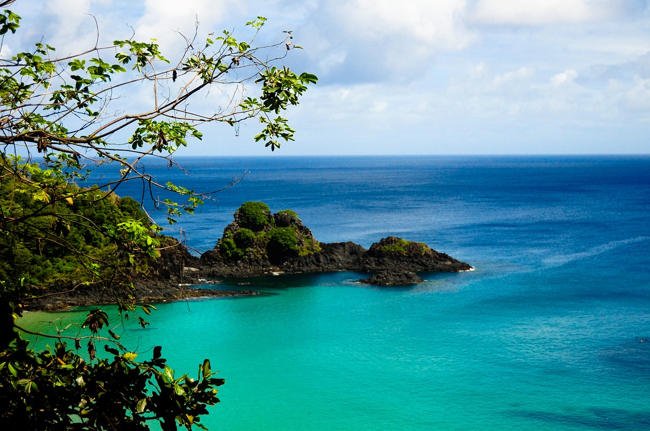 Image - fernando of noronha mar island