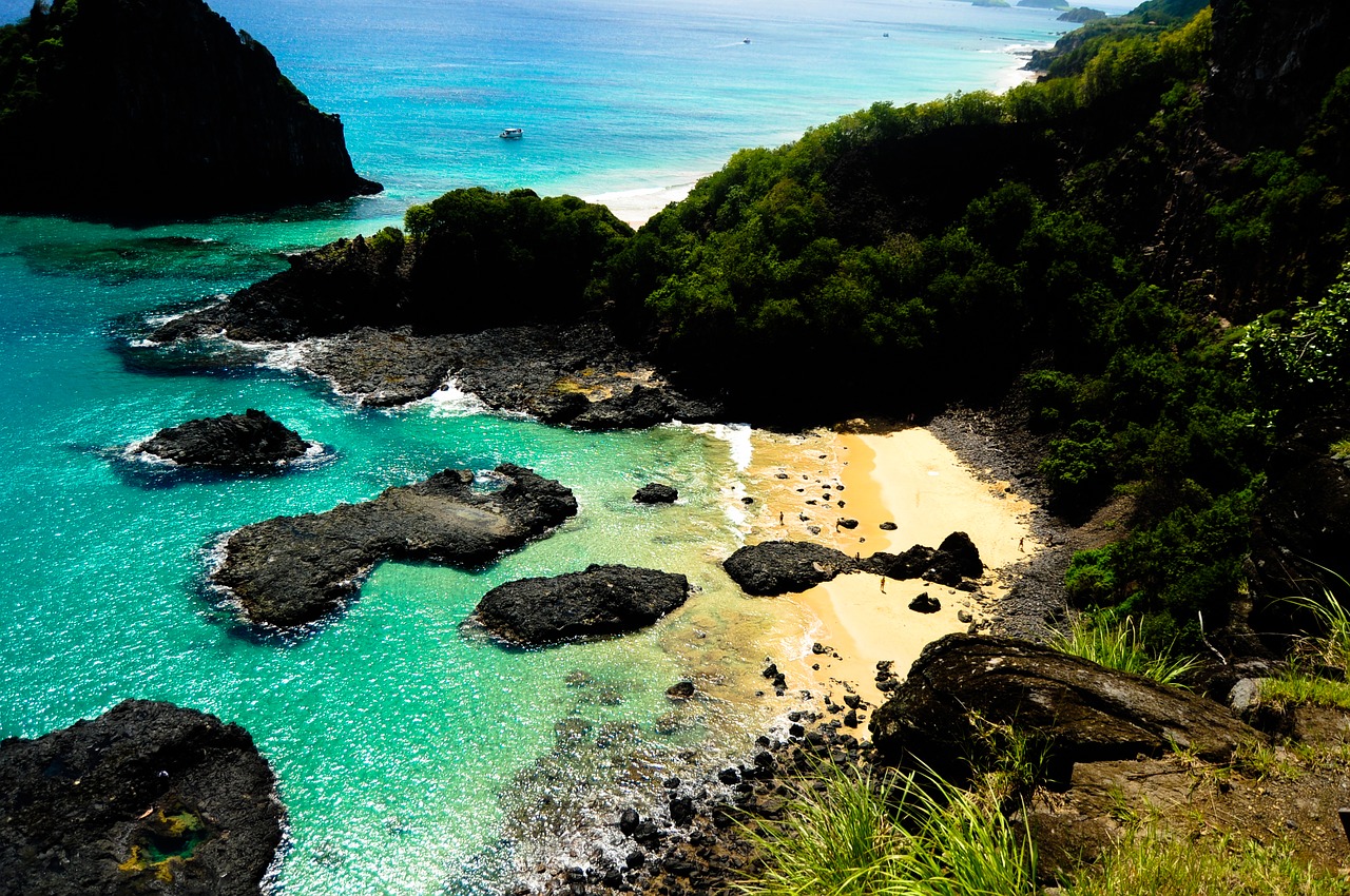Image - fernando of noronha mar island
