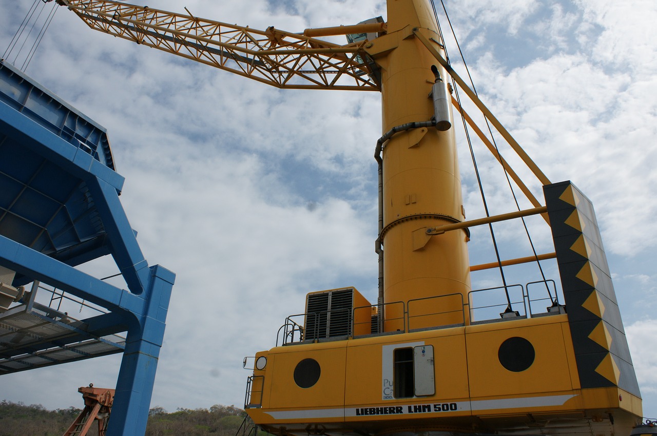 Image - structure crane port