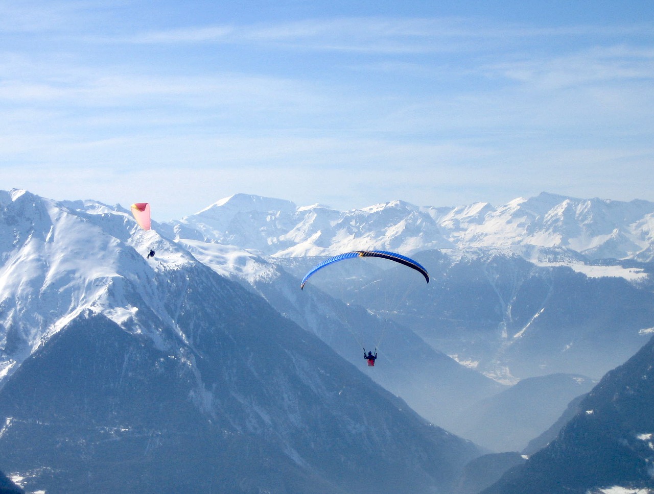 Image - verbier hangglider snow