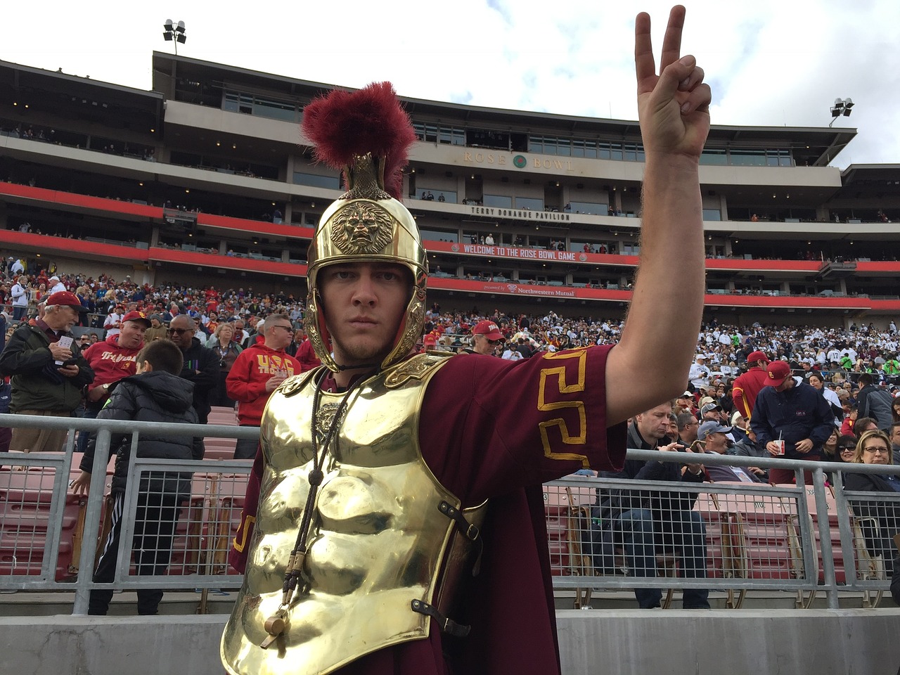 Image - usc usc trojans fight on rose bowl