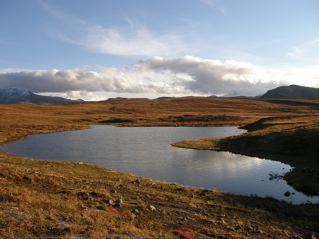 Image - lake mountain plateau autumn