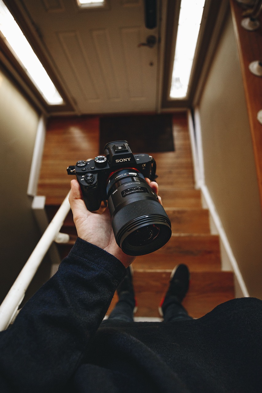 Image - sony dslr camera lens black