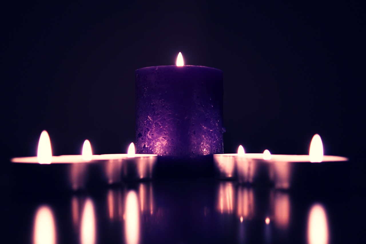 Image - dark candle light fire night blur