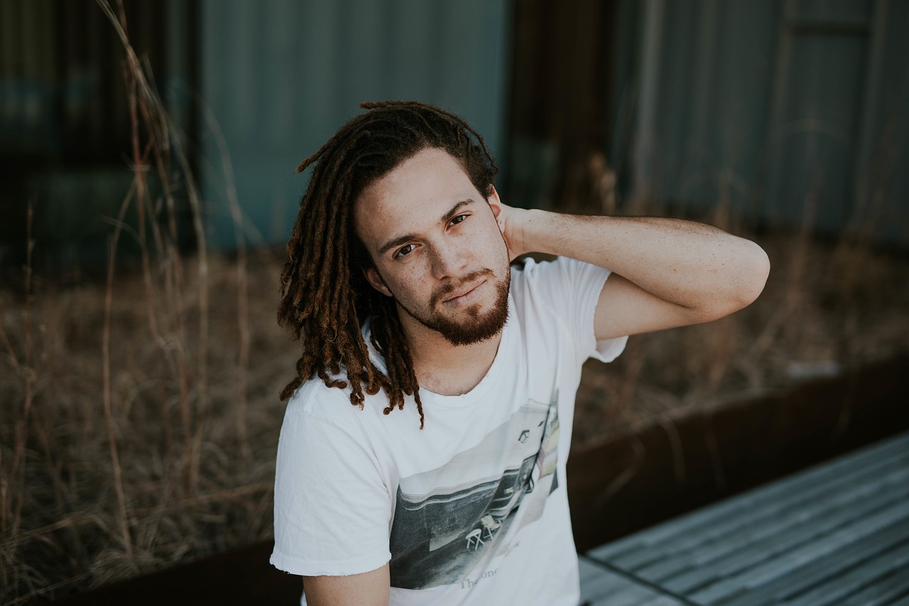 Image - people man guy alone curly hair