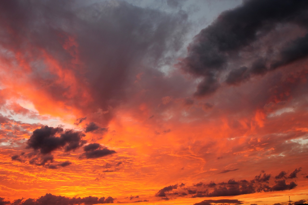 Image - evening sky storm clouds dramatic