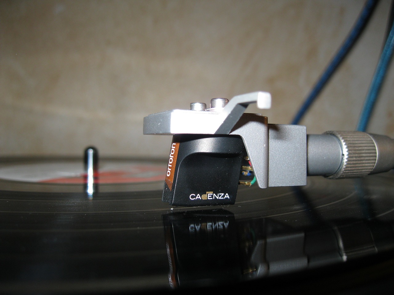 Image - vinyl analog record turntable