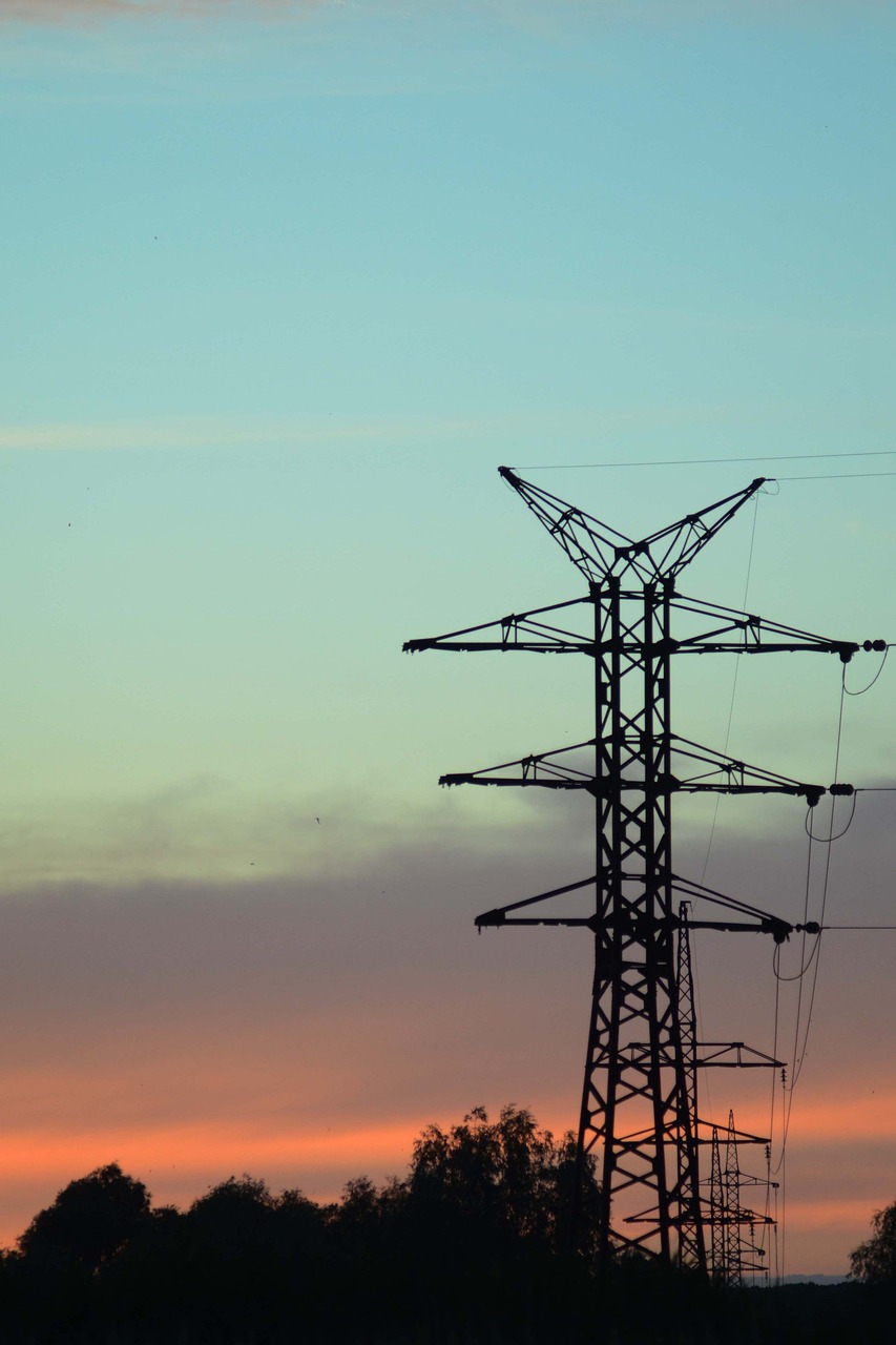 Image - support line transmission evening