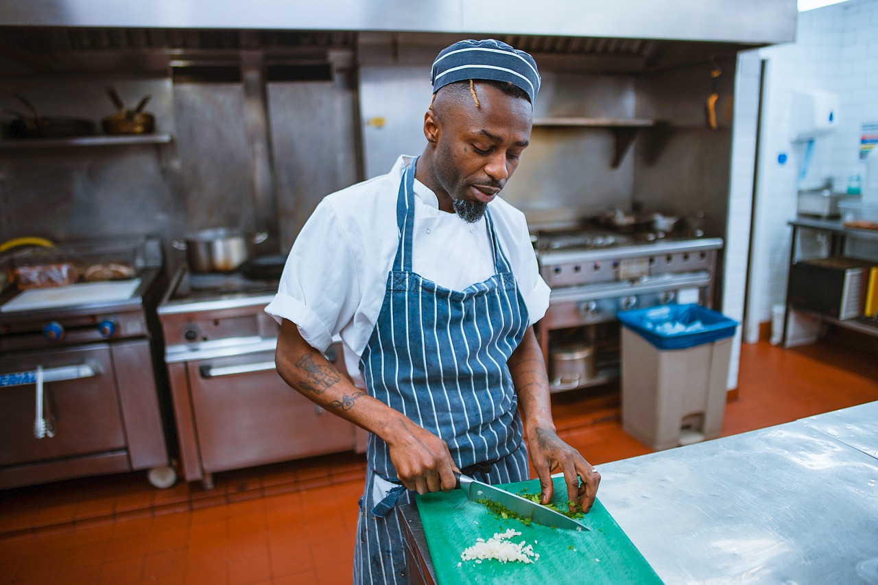 Image - people man chef kitchen chopping