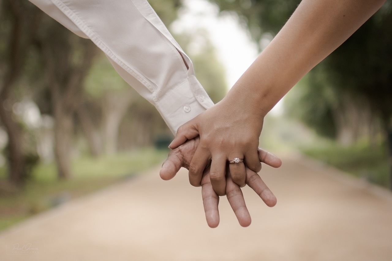 Image - couple man woman girl guy bokeh