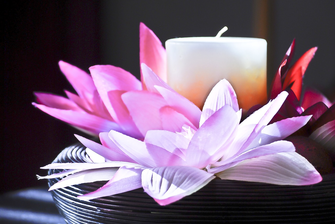 Image - candle flower petals lavender wick