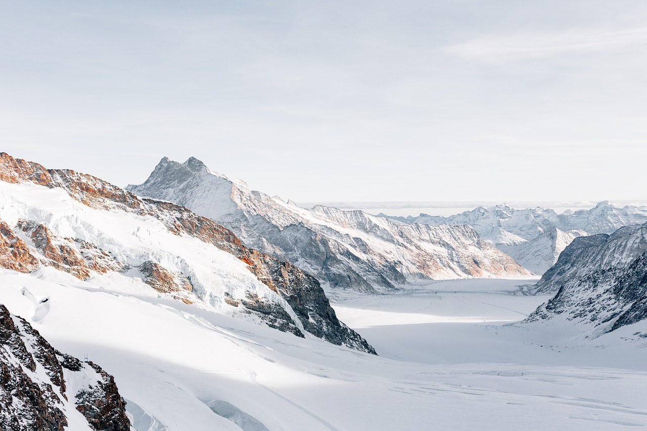 Image - mountain highland cloud sky summit