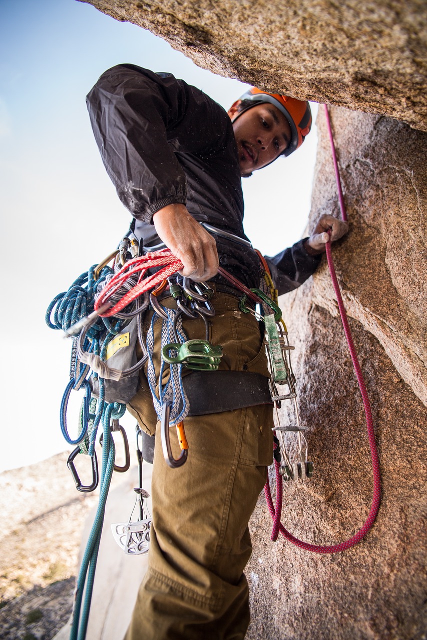 Image - people man hike climb mountaineer