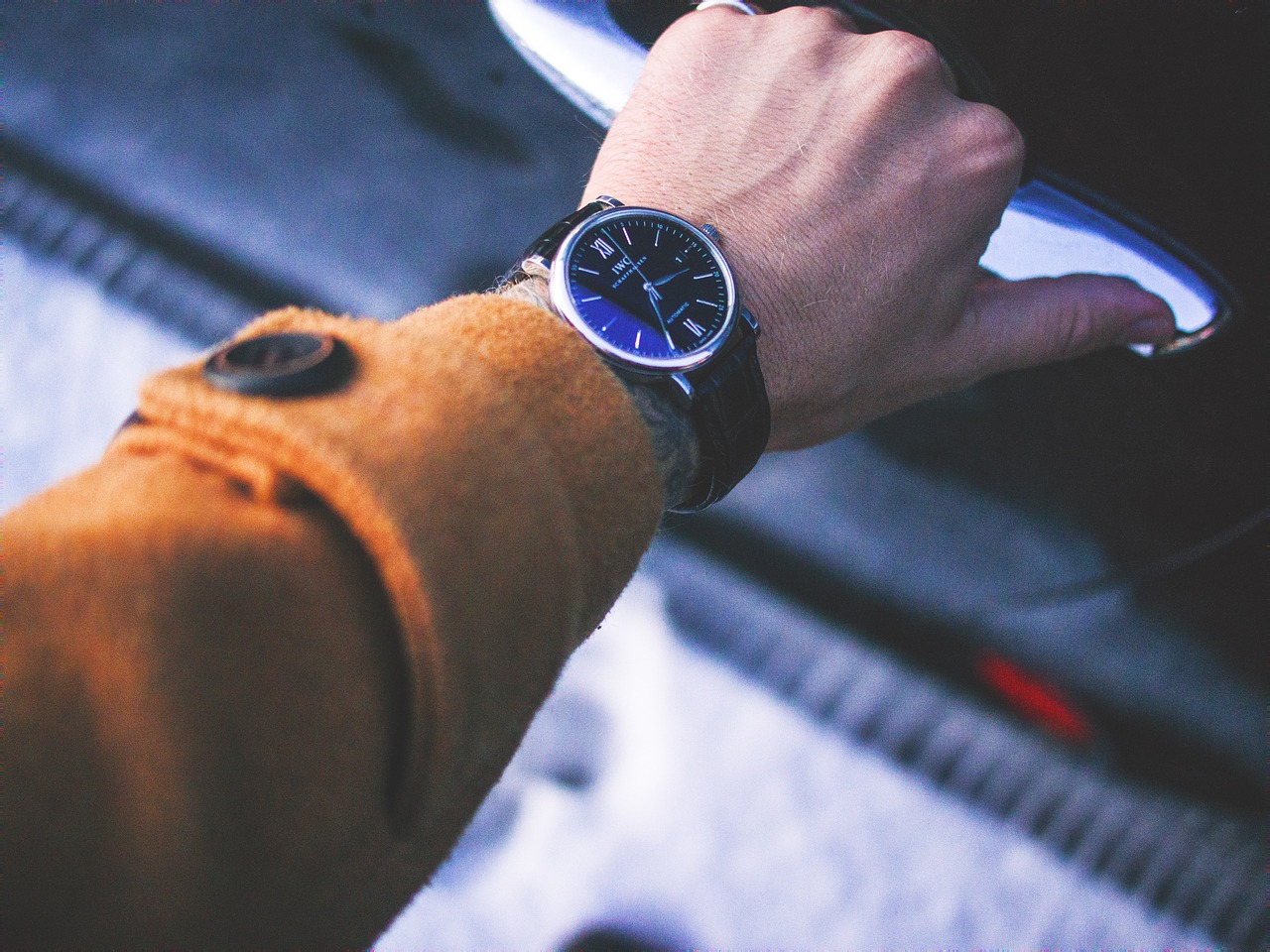 Image - hand watch door car ring wrist