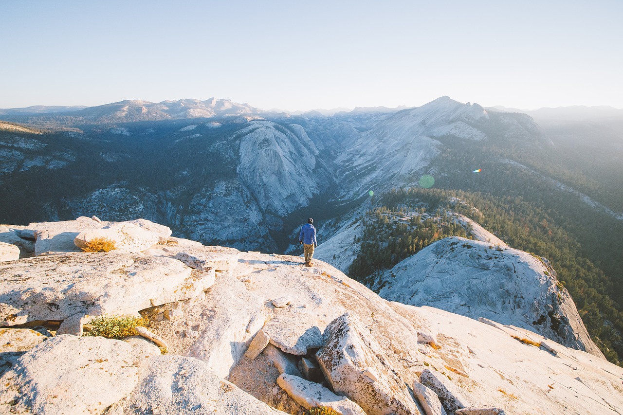 Image - people man alone mountain aerial