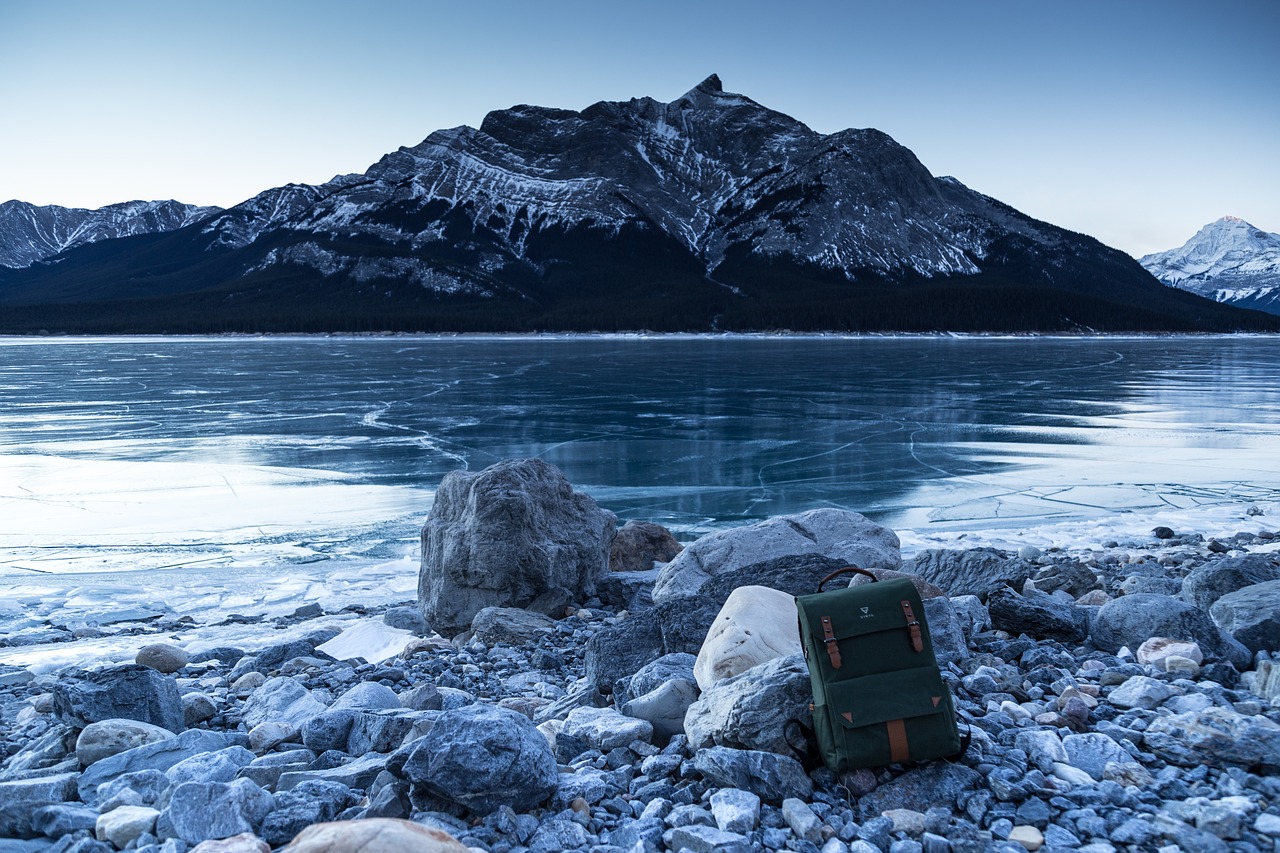 Image - mountain highland blue sky lake