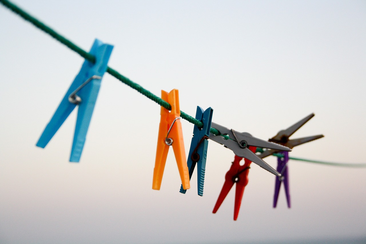 Image - pin clothespin clip clothes