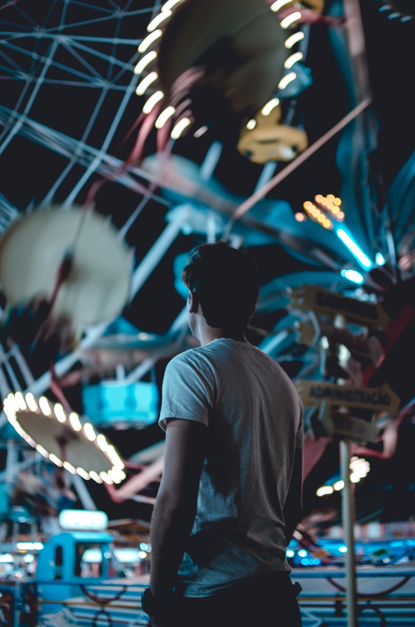 Image - people man ride ferris wheel