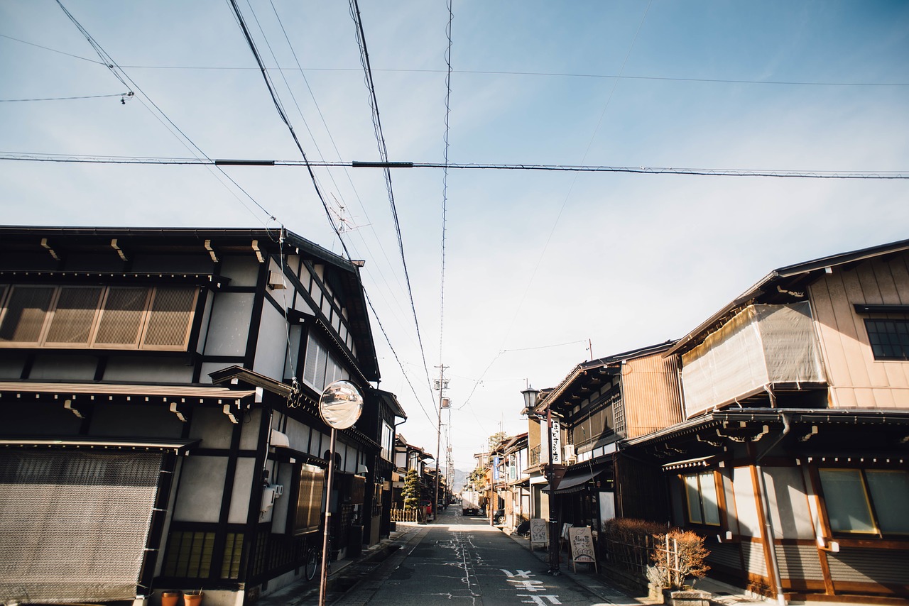 Image - road street house home wires