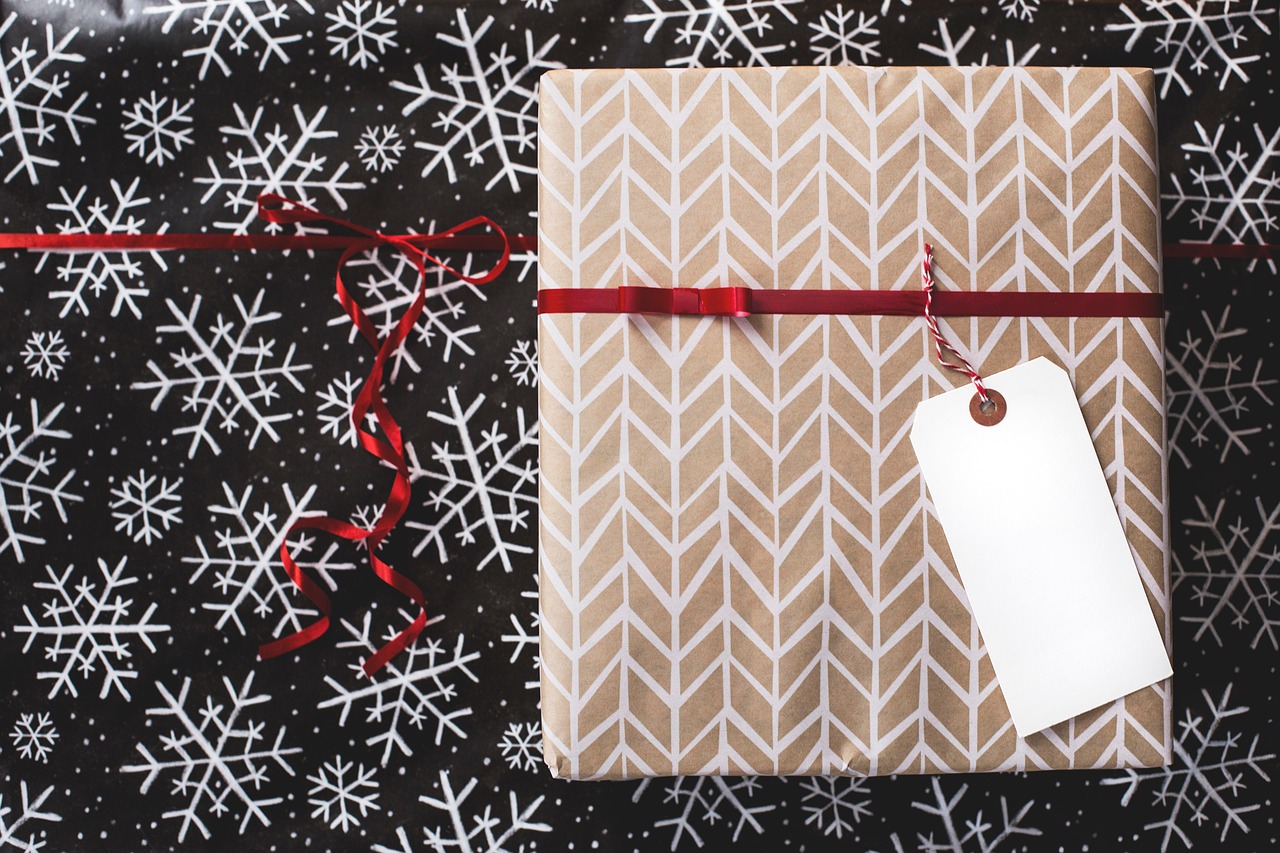 Image - christmas gift wrap tag