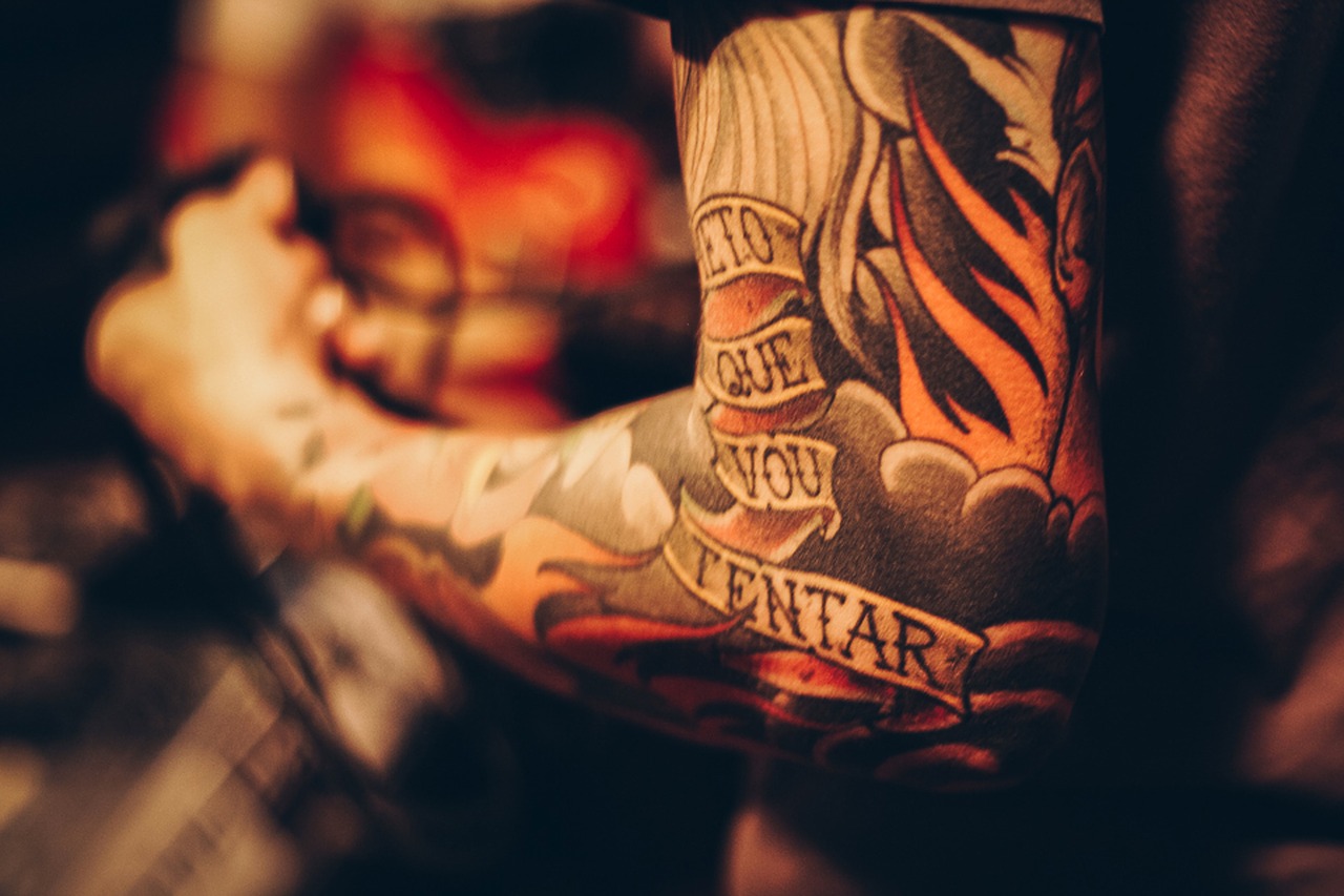 Image - people male hand arm shoulder