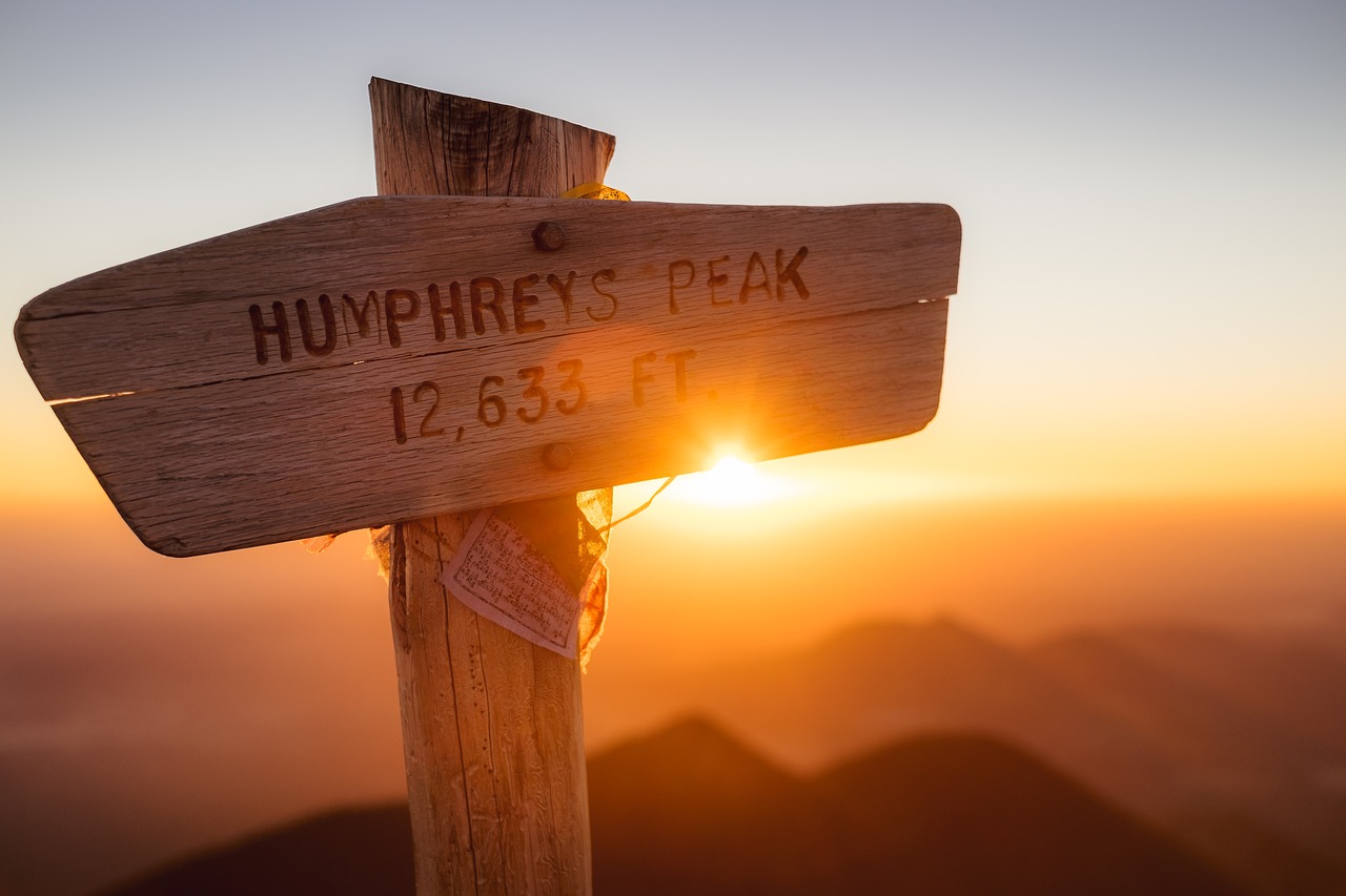 Image - wood sign peak summit sunlight