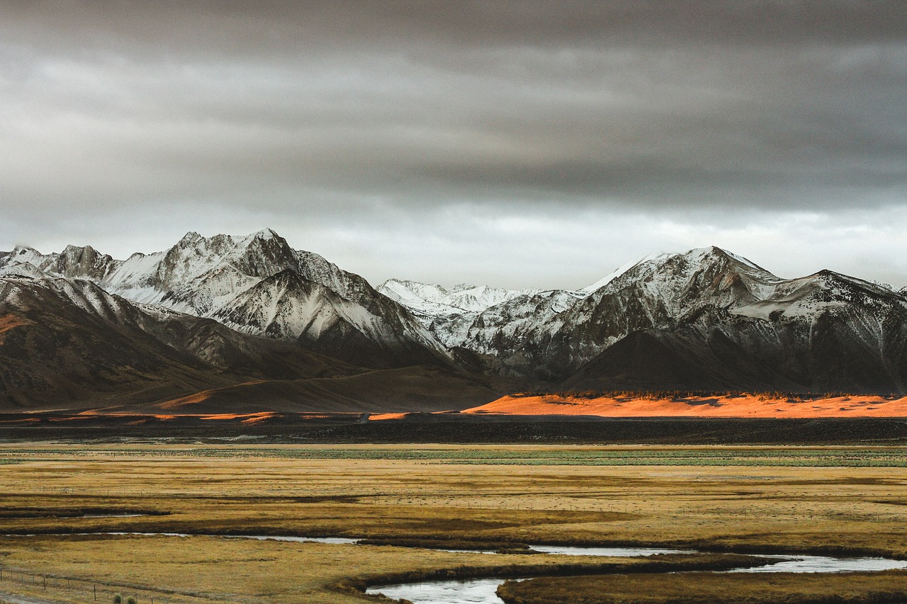 Image - mountain highland field dark cloud