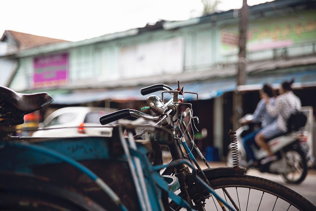 Image - bicycle rusty old bokeh handle