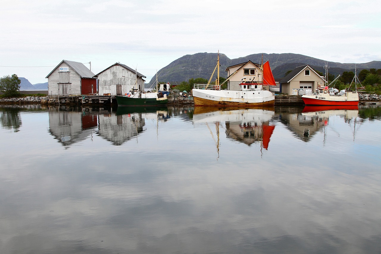 Image - reflection ship boar pier mountain