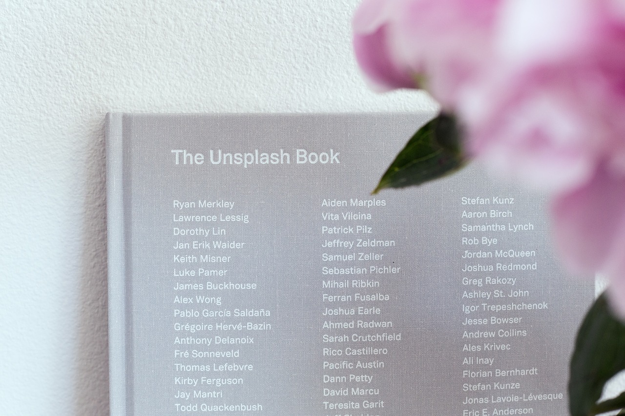 Image - flower petal blur book unsplash