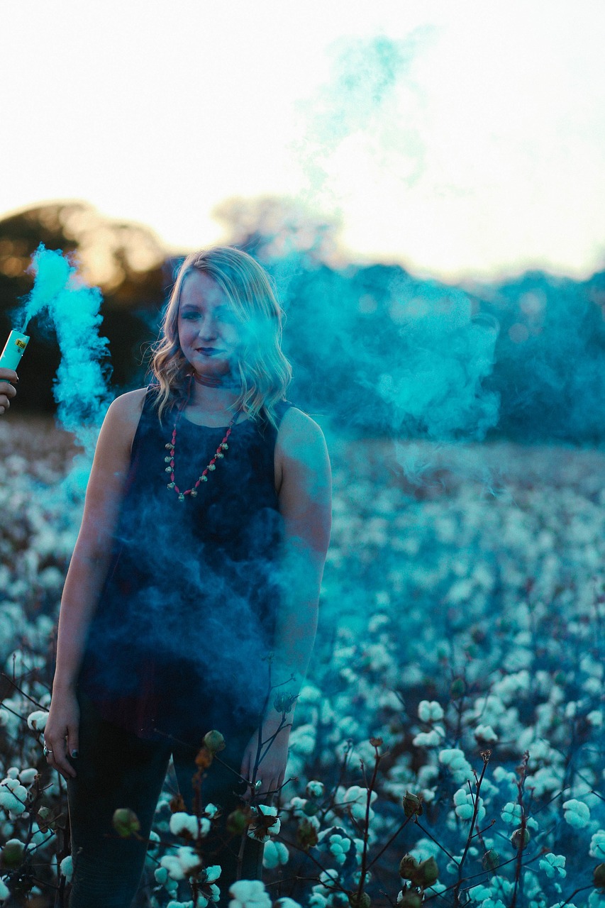 Image - people woman alone flower field