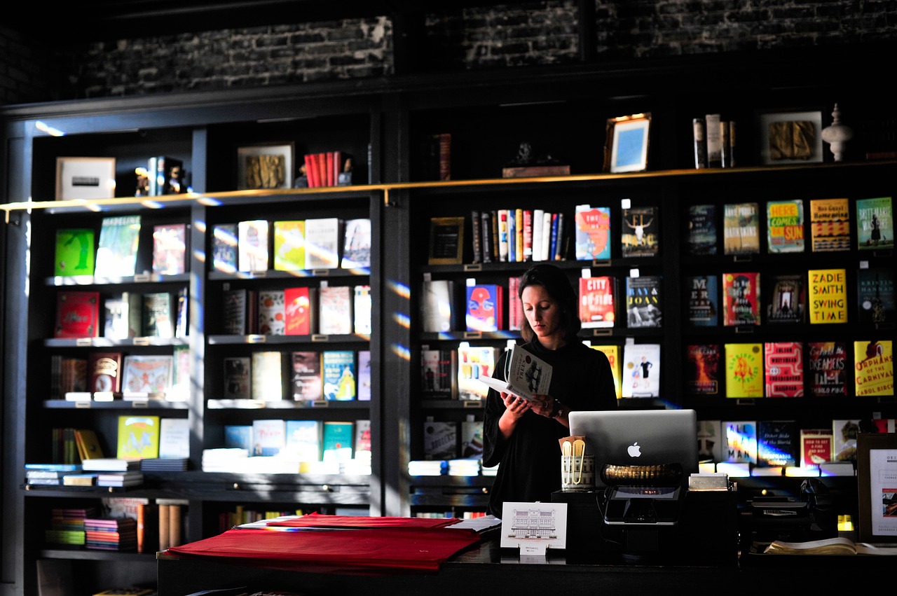 Image - books selling knowledge store