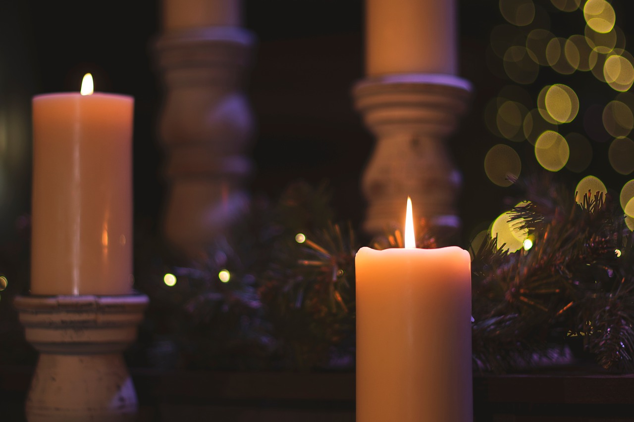 Image - christmas tree lights bokeh