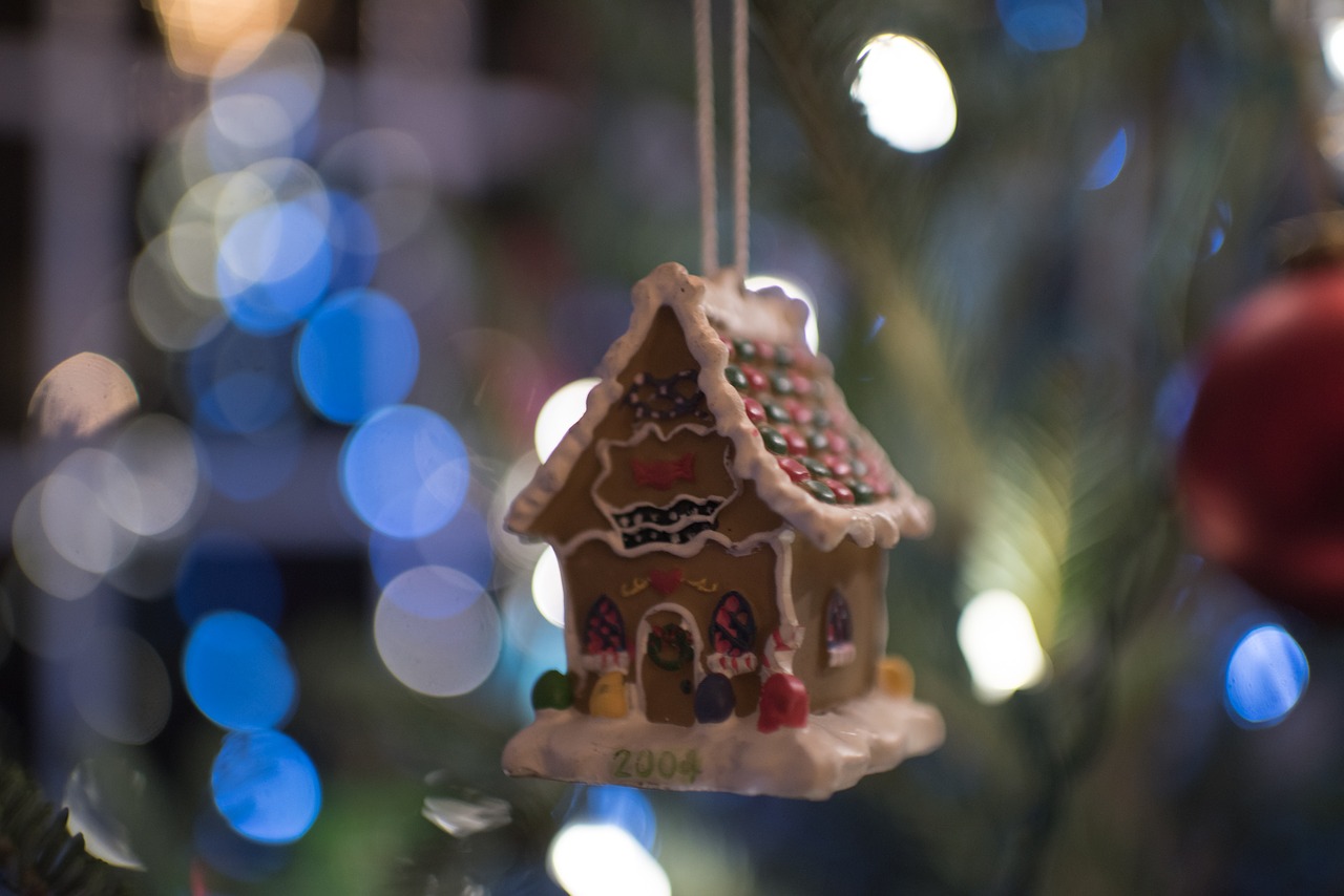 Image - toy house christmas tree lights