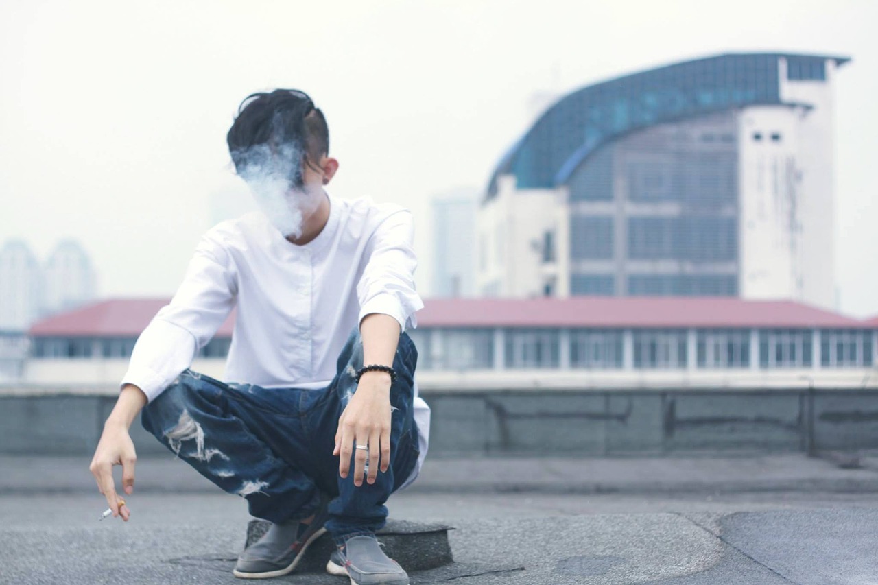 Image - people guy alone sitting smoking