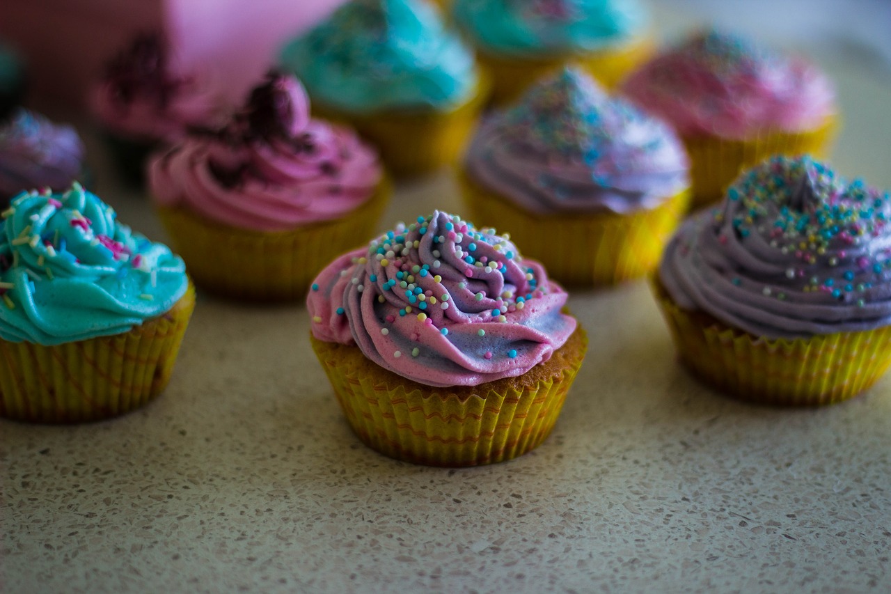 Image - cupcakes colorful sweets dessert