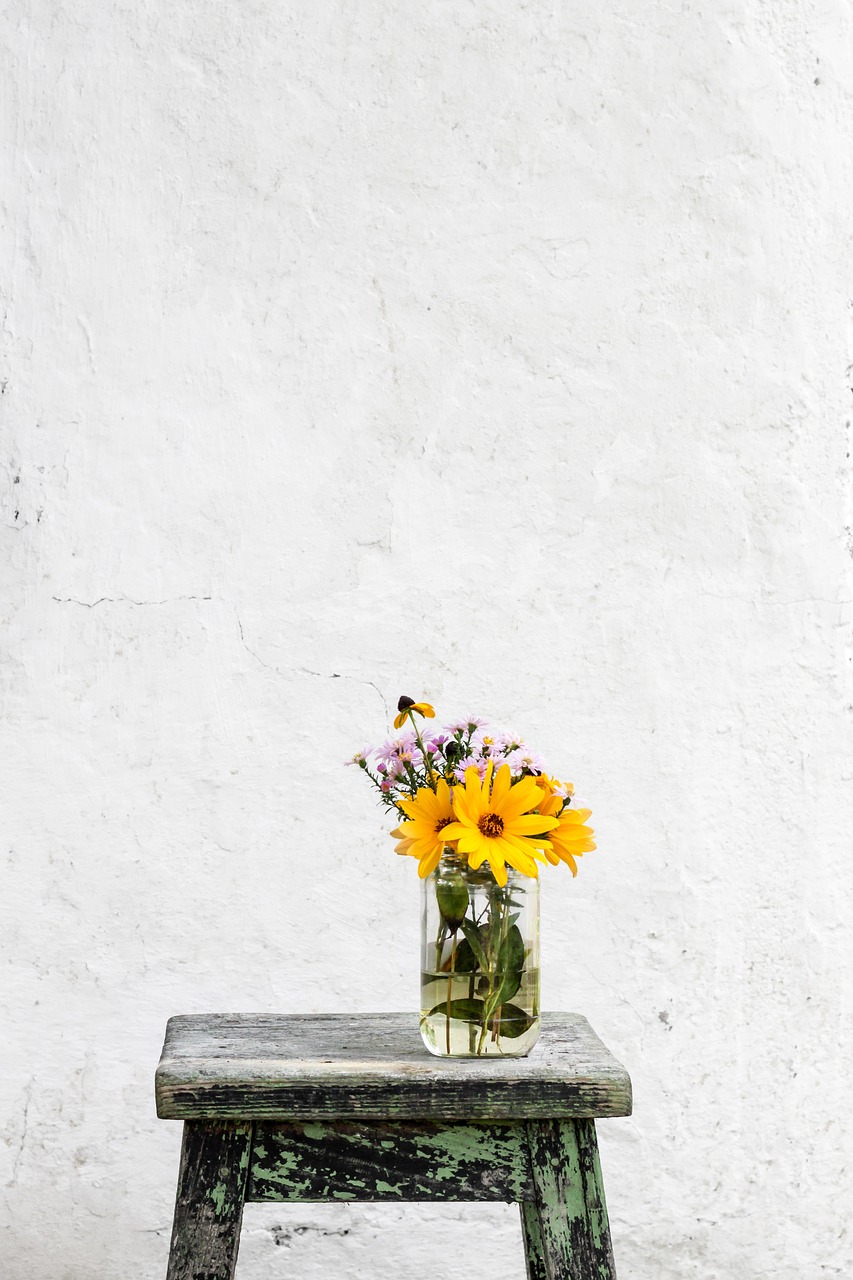Image - wooden table yellow flower vase