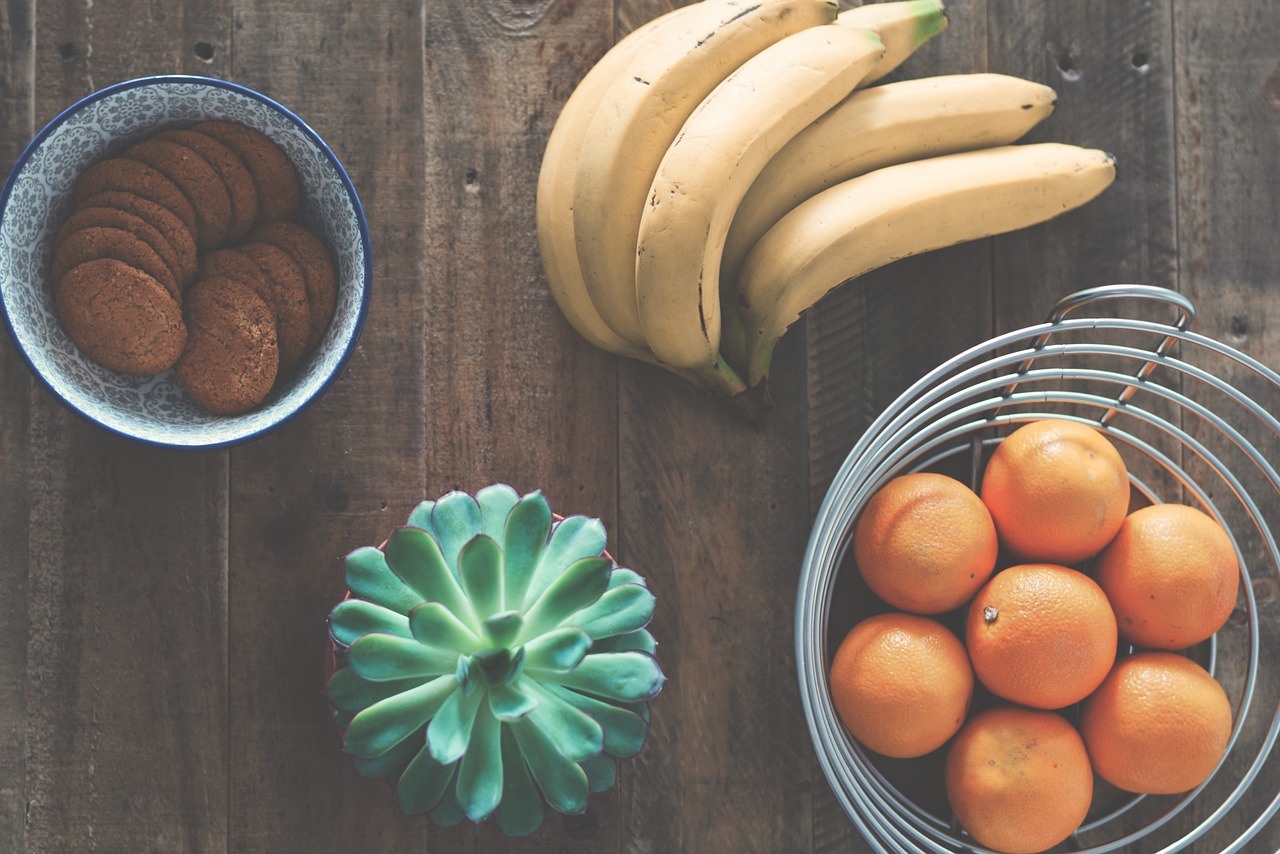 Image - table food orange banana fruit