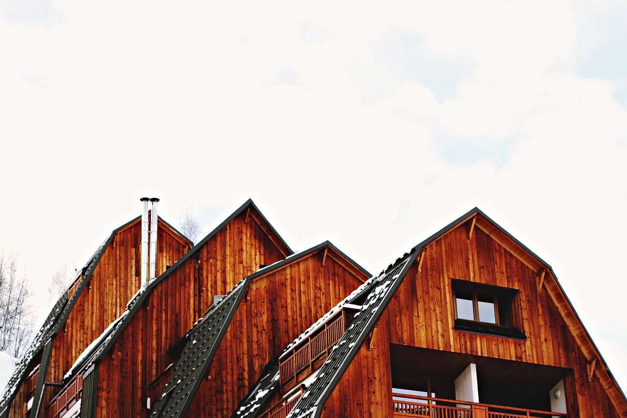 Image - building brown wood rooftop snow