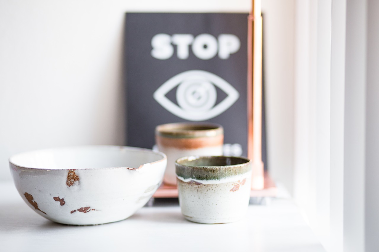 Image - ceramic glass bowl display sign