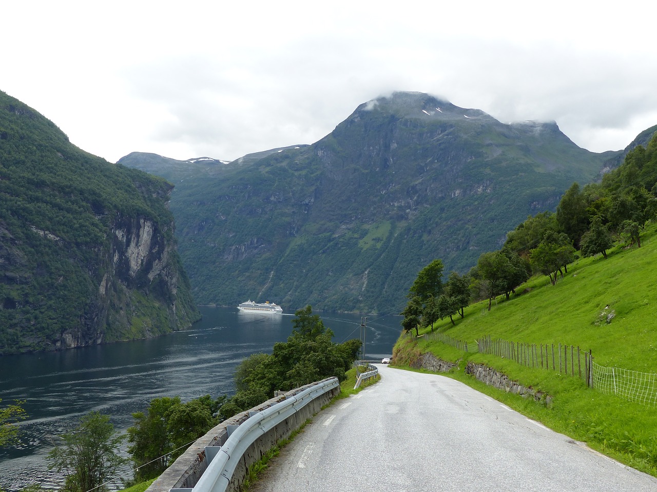 Image - geirangerfjord is norway fjords