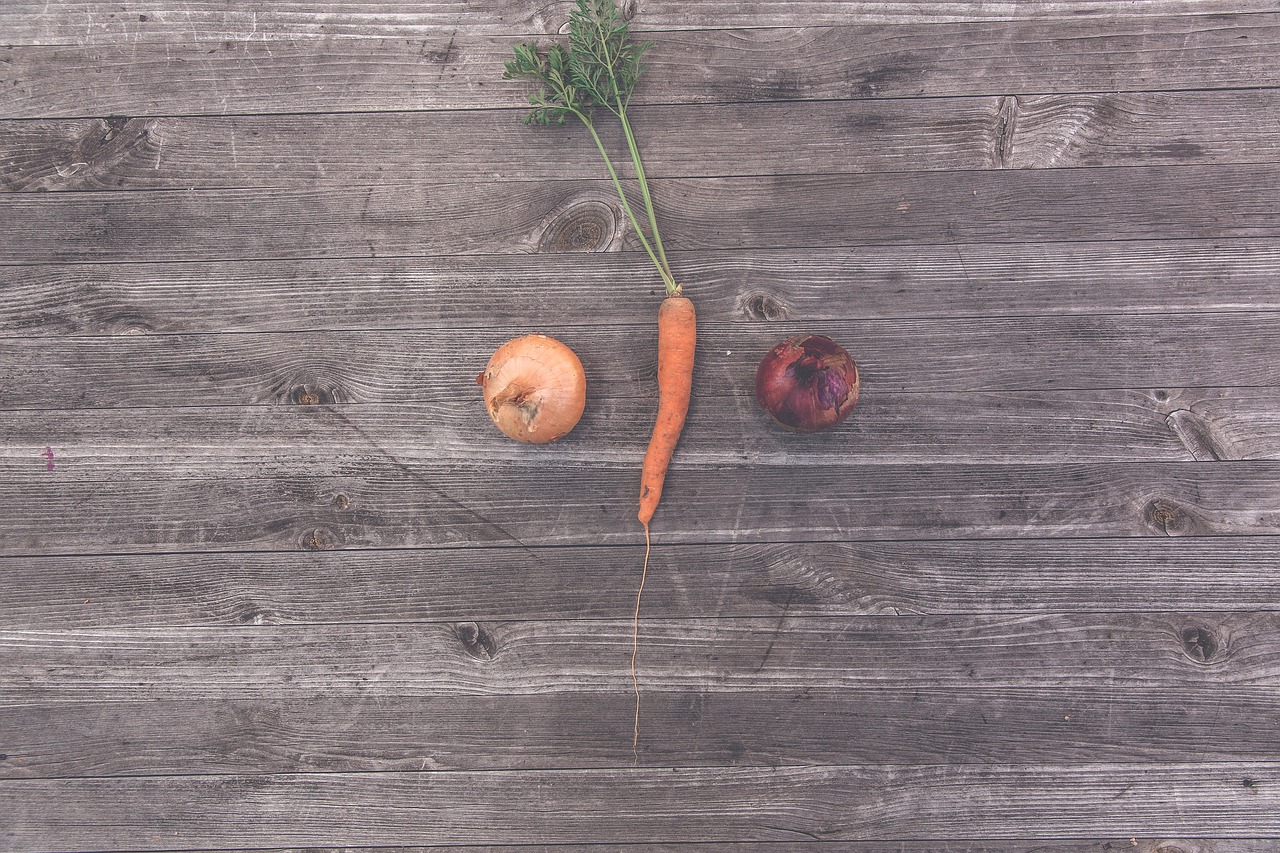 Image - crops farm field carrot onion
