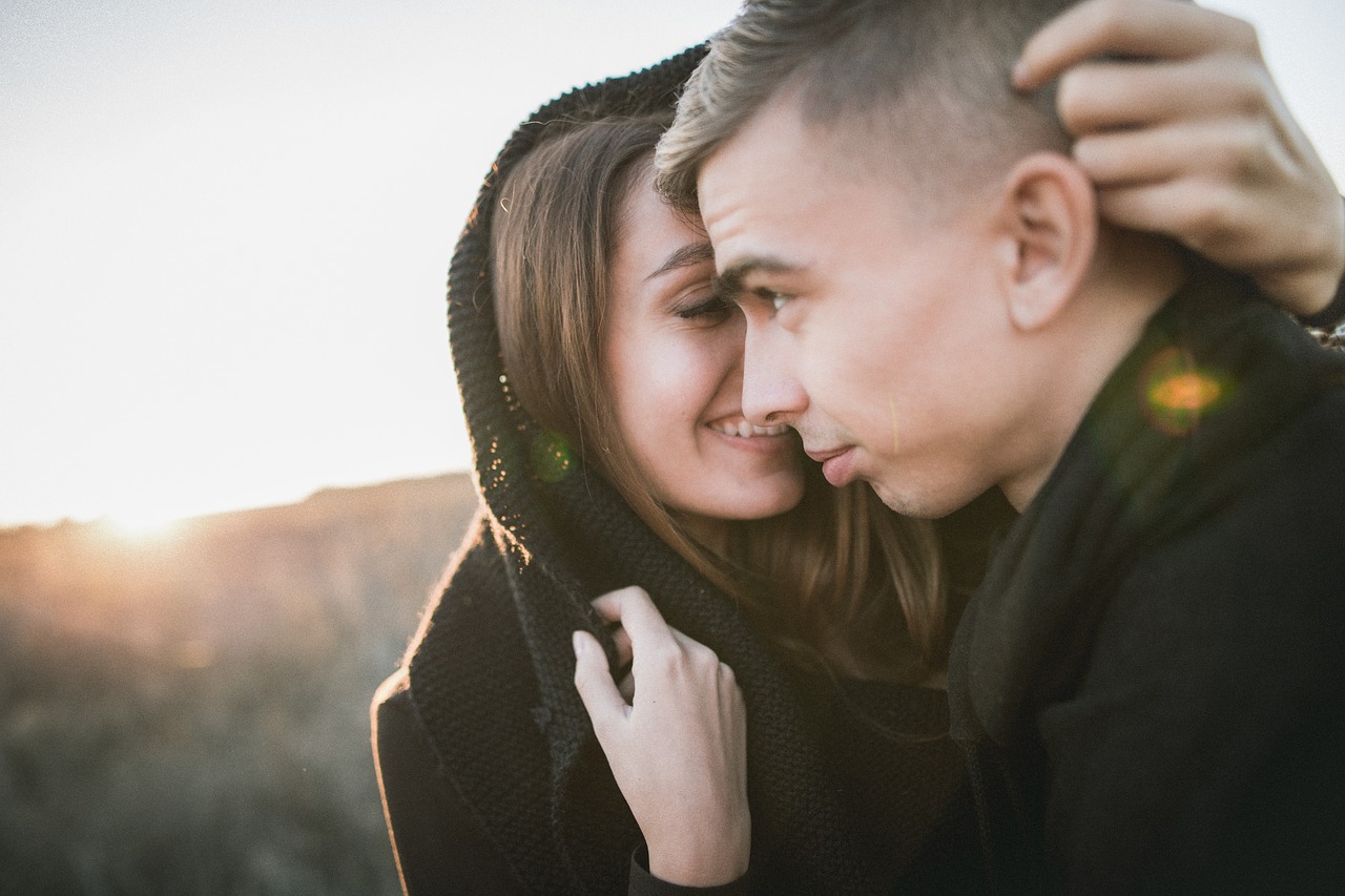 Image - couple love happy hug smile girl