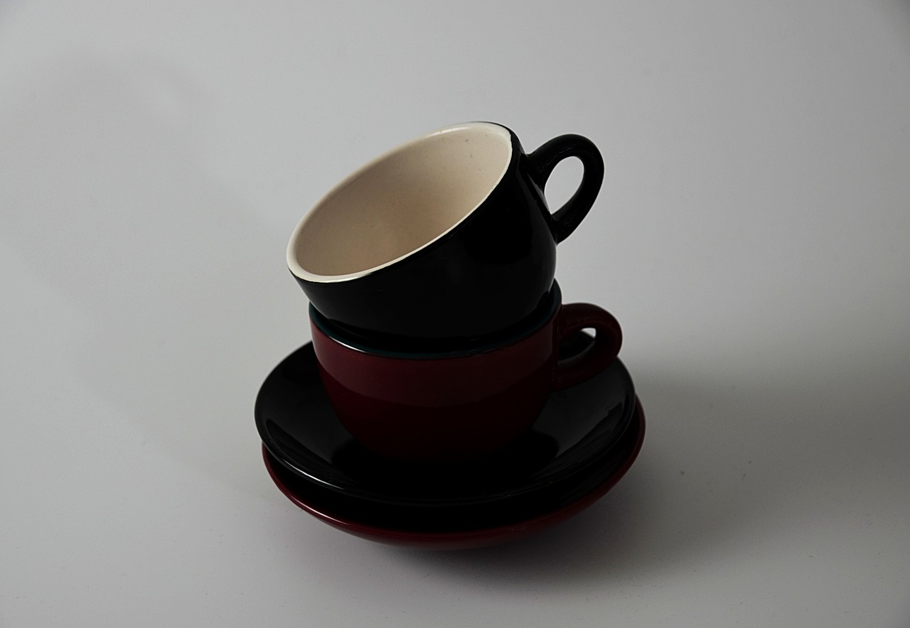 Image - ceramic cup red white black