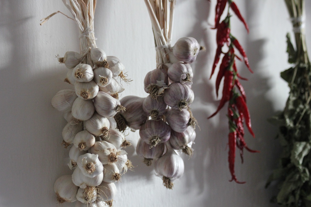 Image - garlic hang village chilli