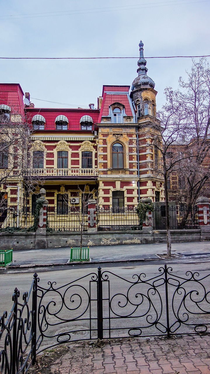 Image - odessa street fence track