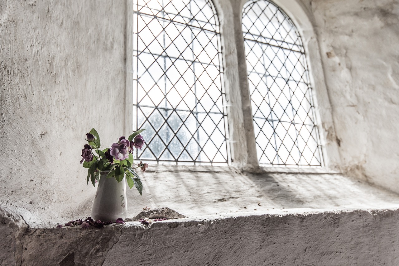 Image - window sunlight flowers bouquet