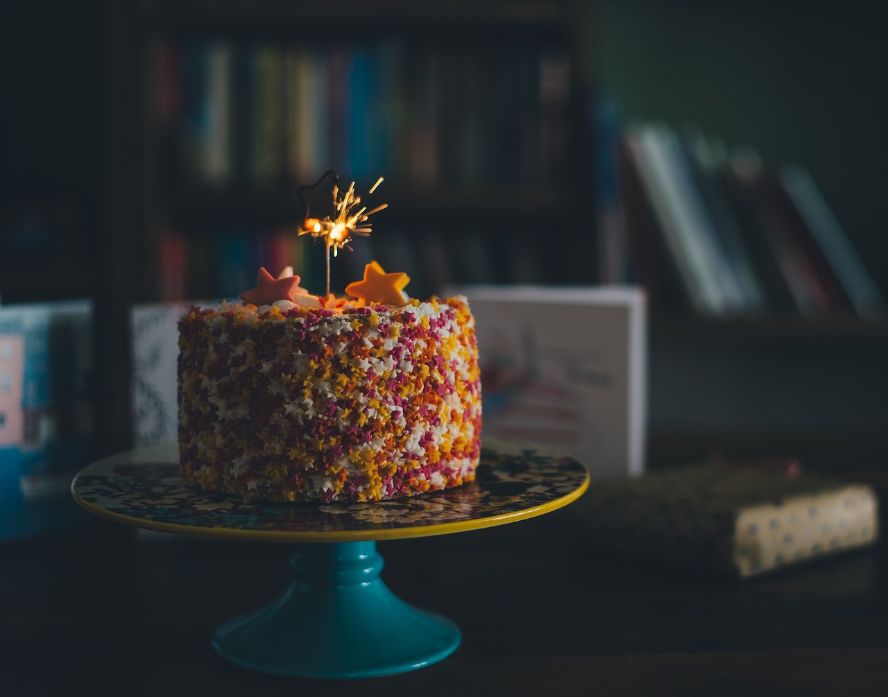 Image - birthday cake candle sparks party